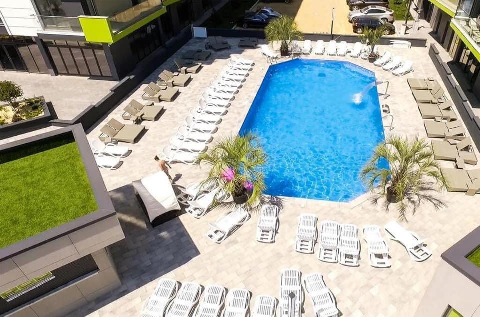 Teodora Summer Suite By Alezzi Năvodari Kültér fotó