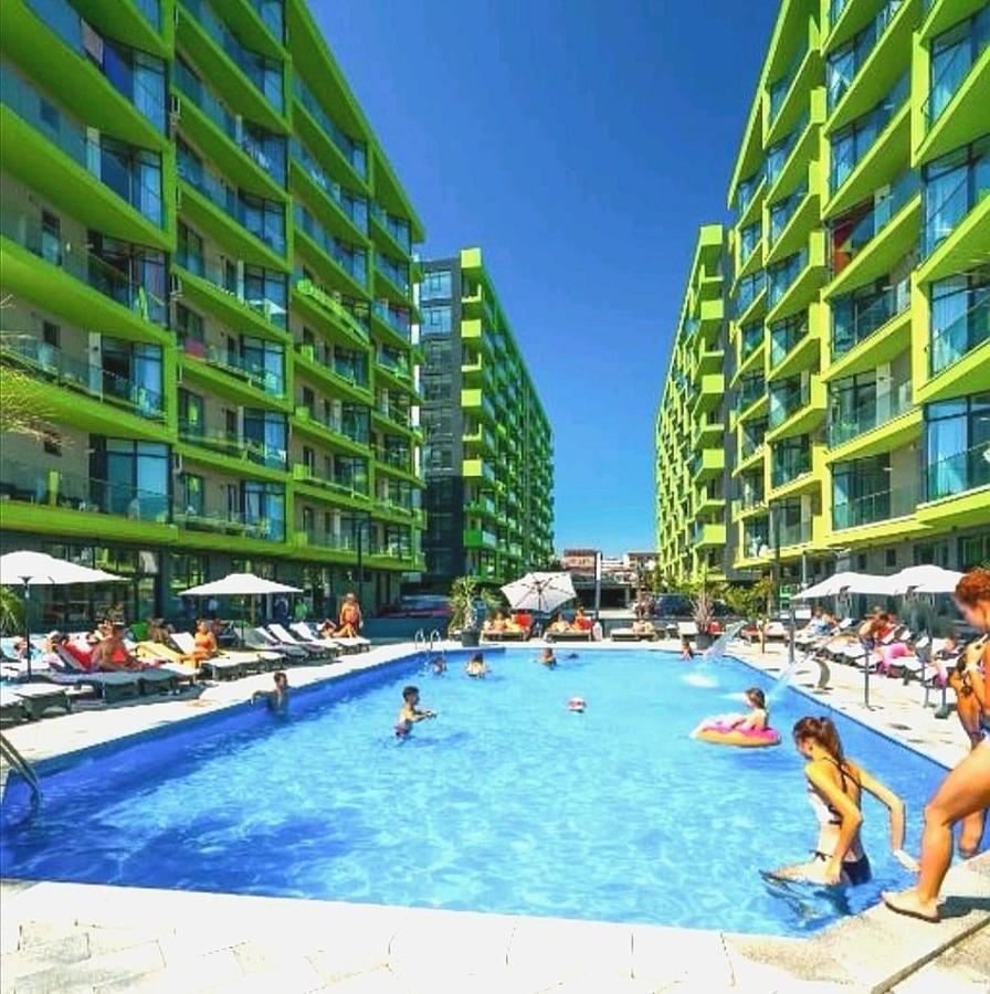 Teodora Summer Suite By Alezzi Năvodari Kültér fotó